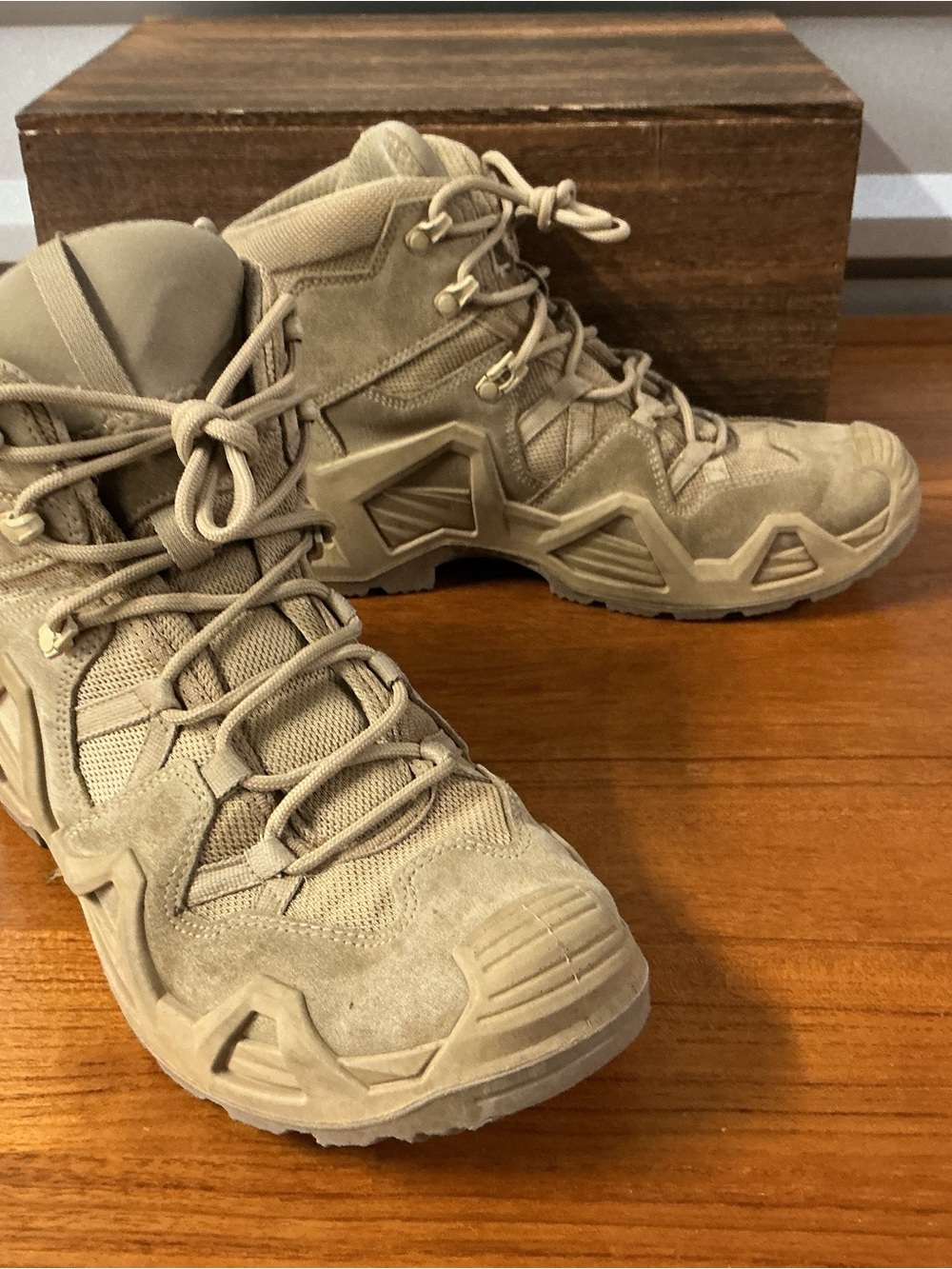 Lowa Men Zephyr MK2 Mid Tan Hiking Tactical Boot Size 11